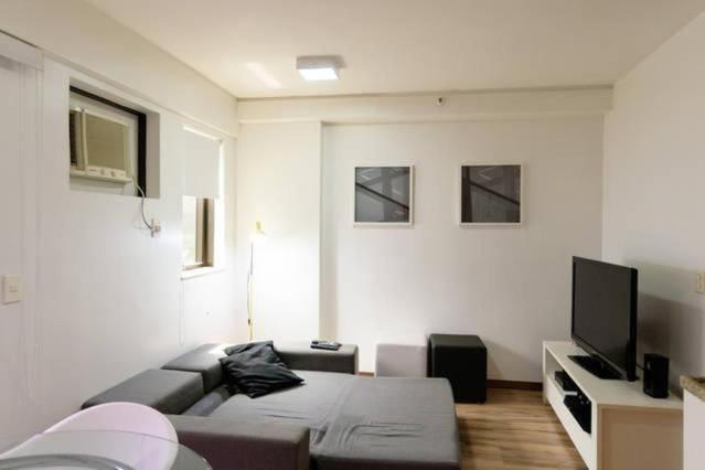 Flat No Leblon Na Quadra Da Apartamento *