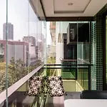 Flat No Leblon Na Quadra Da Praia